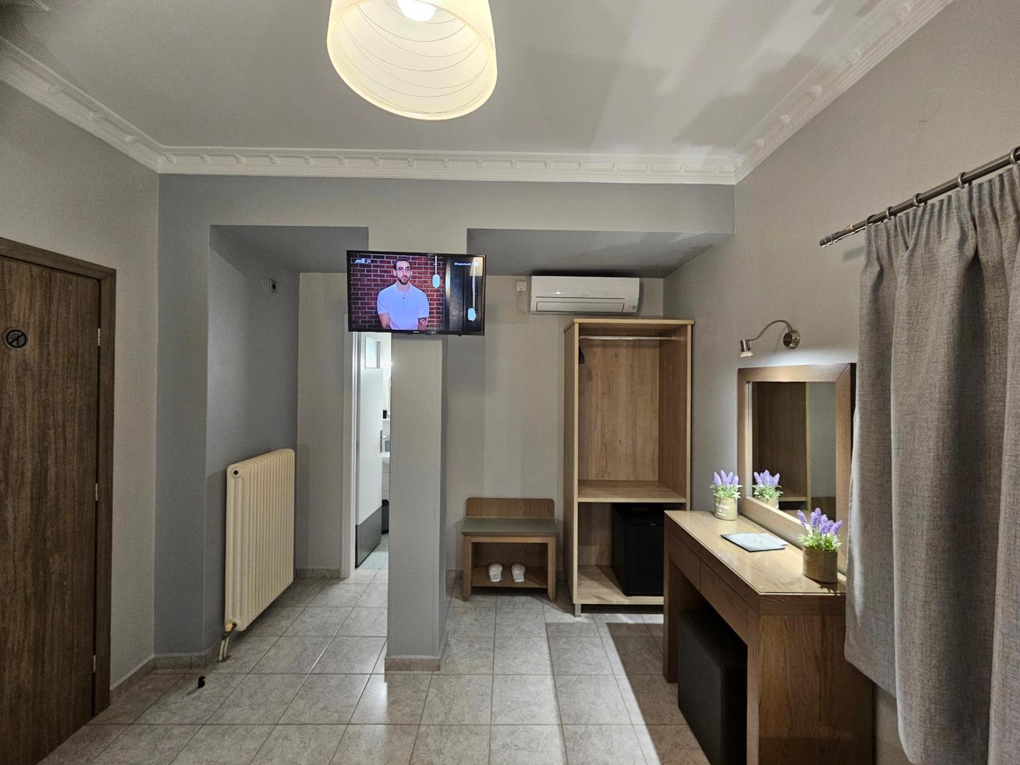 Hotel Anastasia Volos Bagian luar foto
