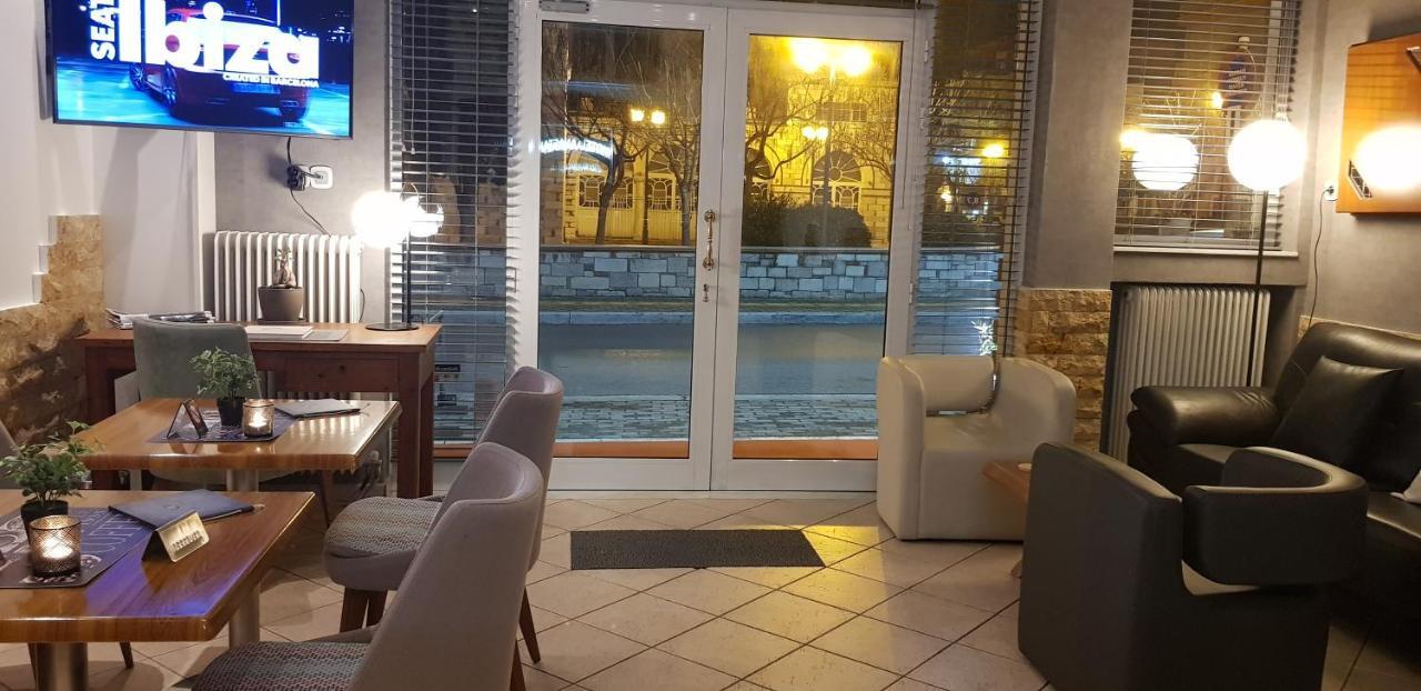 Hotel Anastasia Volos Bagian luar foto